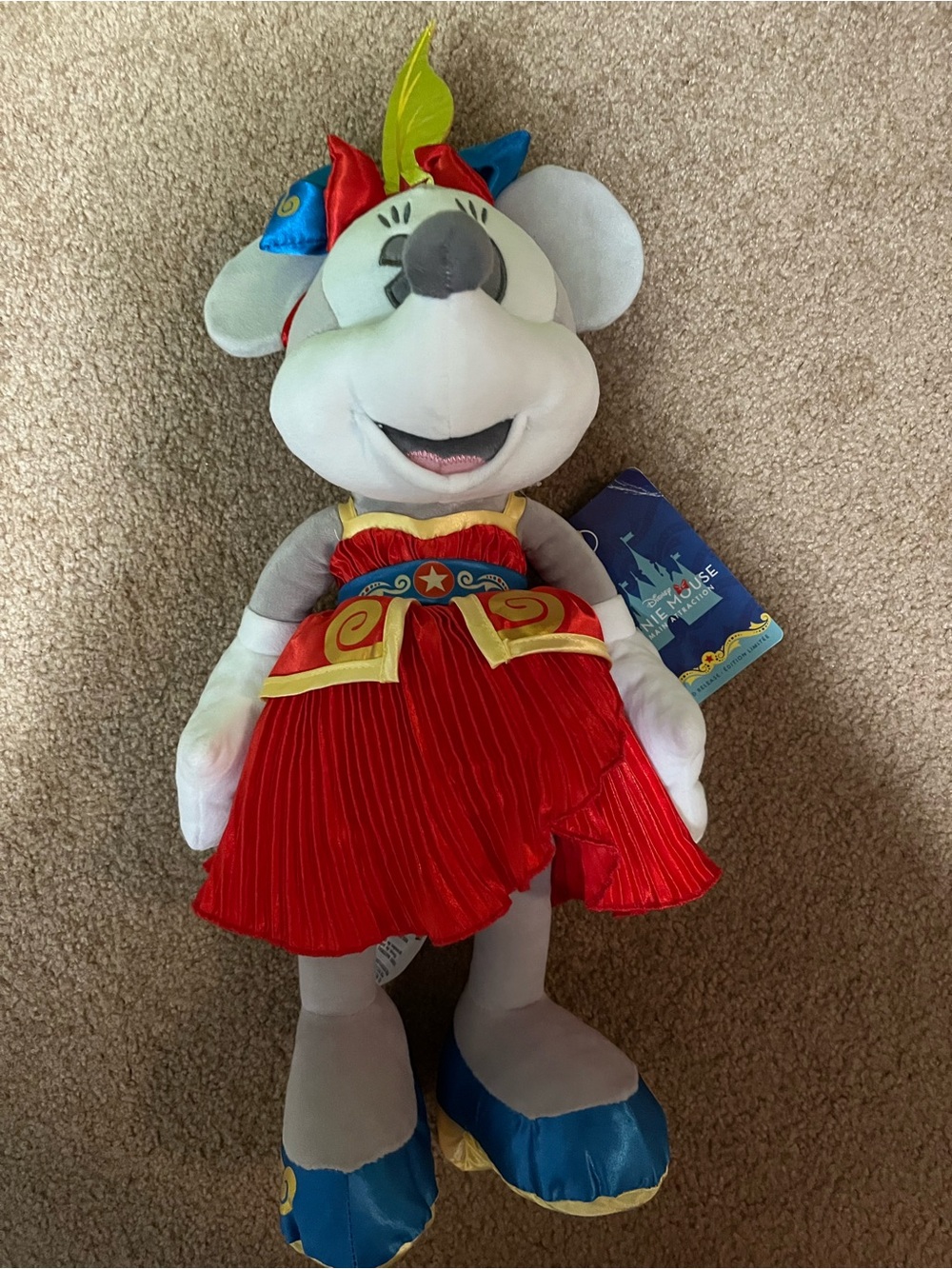 The Main Attraction Minnie Mouse, Dumbo Attraction, 8/12, Limited Edition 🩵❤️